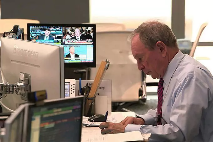 Mike Bloomberg working on his office